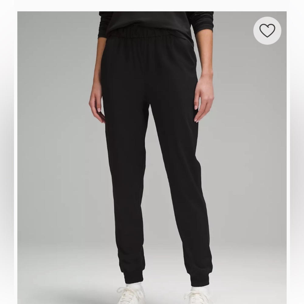 Lululemon Stretch High-Rise Jogger Full Length in Black (Size 2) - Picture 2 of 16